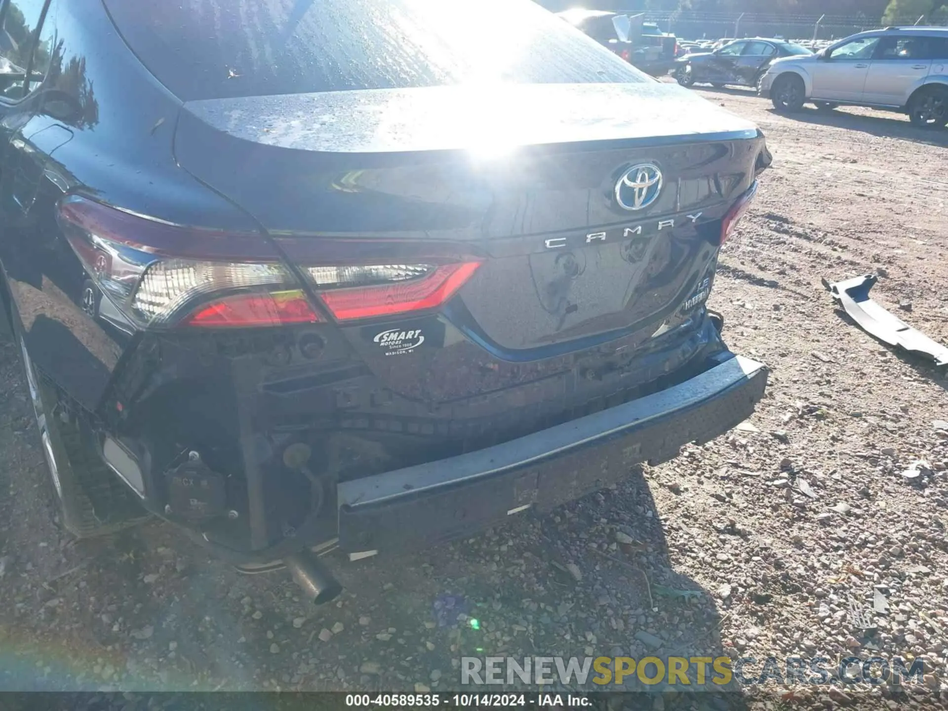 17 Photograph of a damaged car 4T1C31AK3MU547462 TOYOTA CAMRY 2021