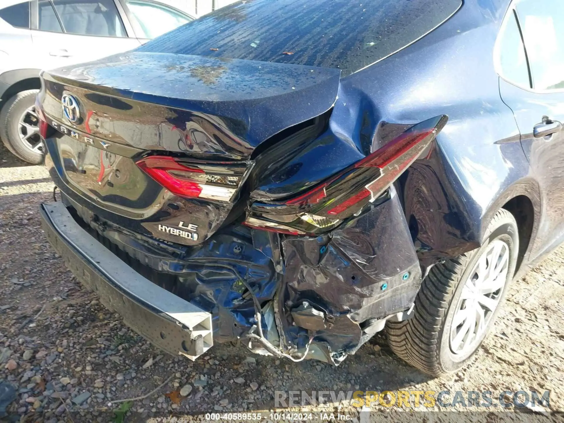 6 Photograph of a damaged car 4T1C31AK3MU547462 TOYOTA CAMRY 2021
