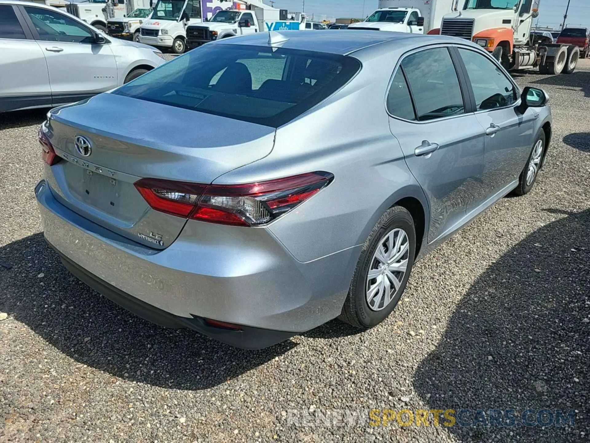 6 Photograph of a damaged car 4T1C31AK3MU551592 TOYOTA CAMRY 2021