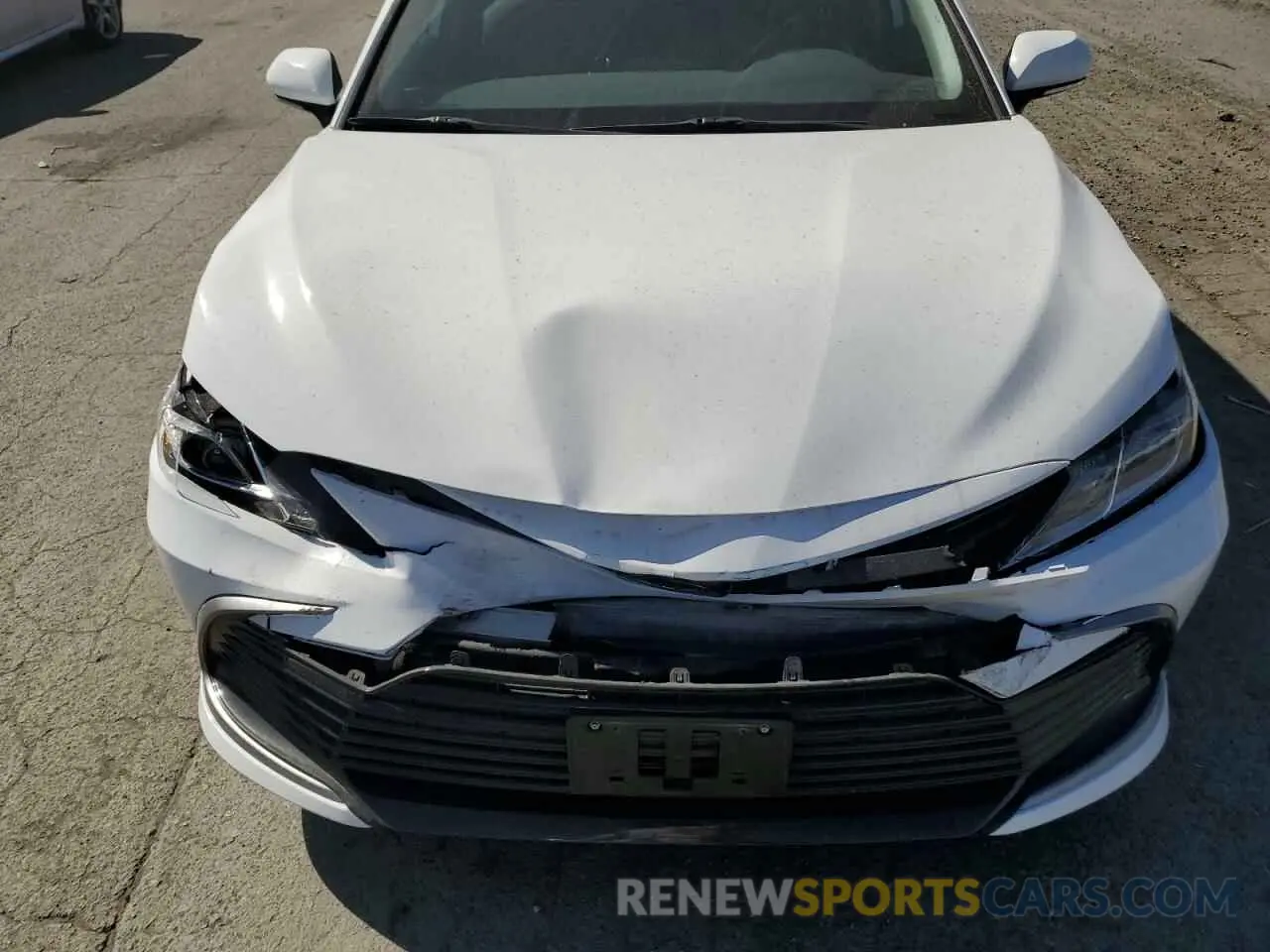 11 Photograph of a damaged car 4T1C31AK3MU562589 TOYOTA CAMRY 2021