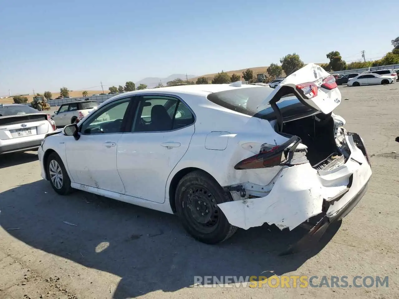 2 Photograph of a damaged car 4T1C31AK3MU562589 TOYOTA CAMRY 2021