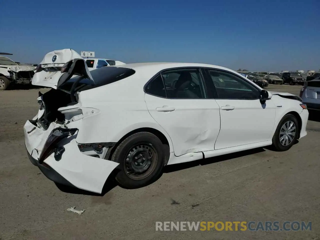 3 Photograph of a damaged car 4T1C31AK3MU562589 TOYOTA CAMRY 2021