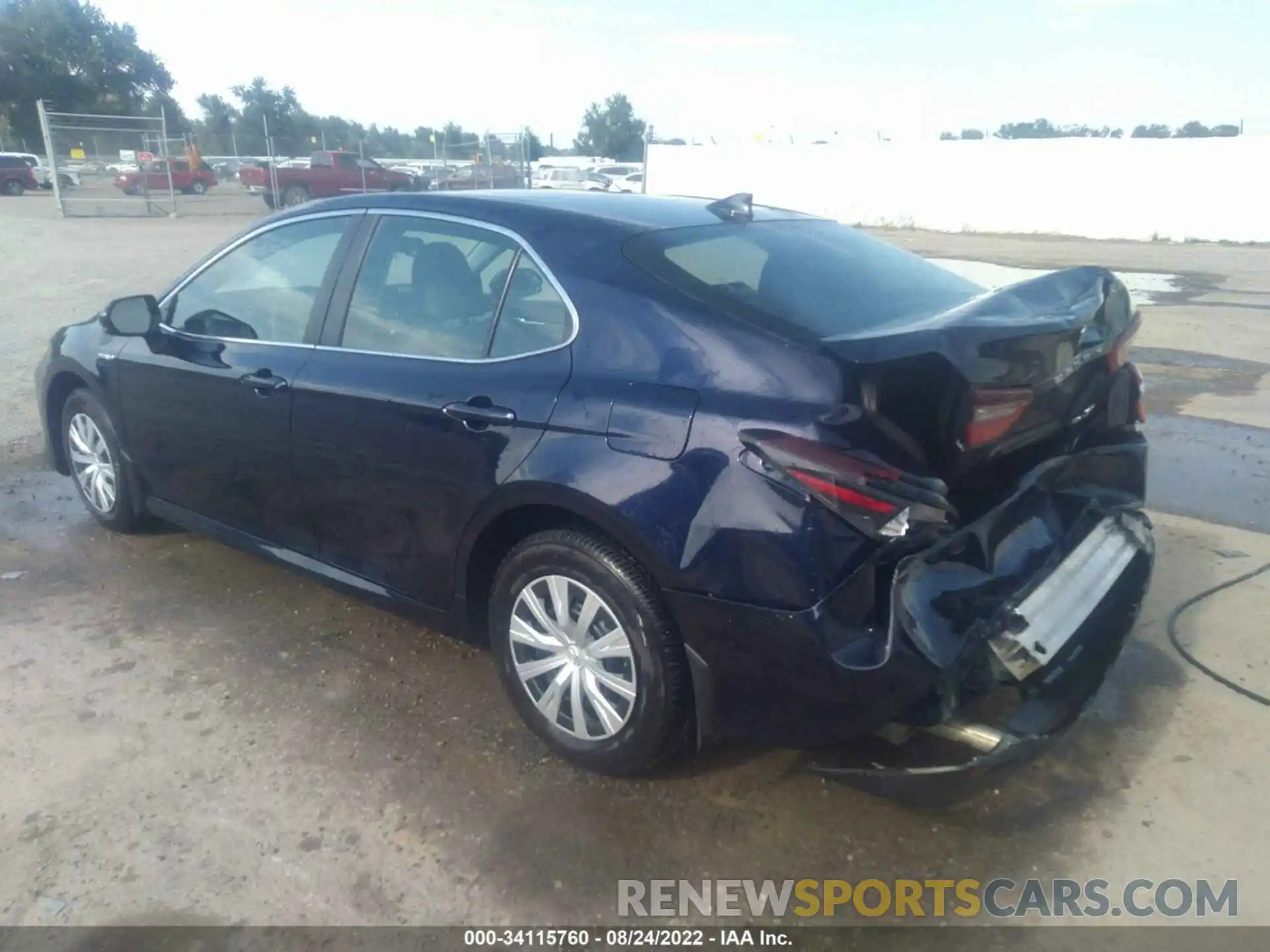 3 Photograph of a damaged car 4T1C31AK3MU568103 TOYOTA CAMRY 2021