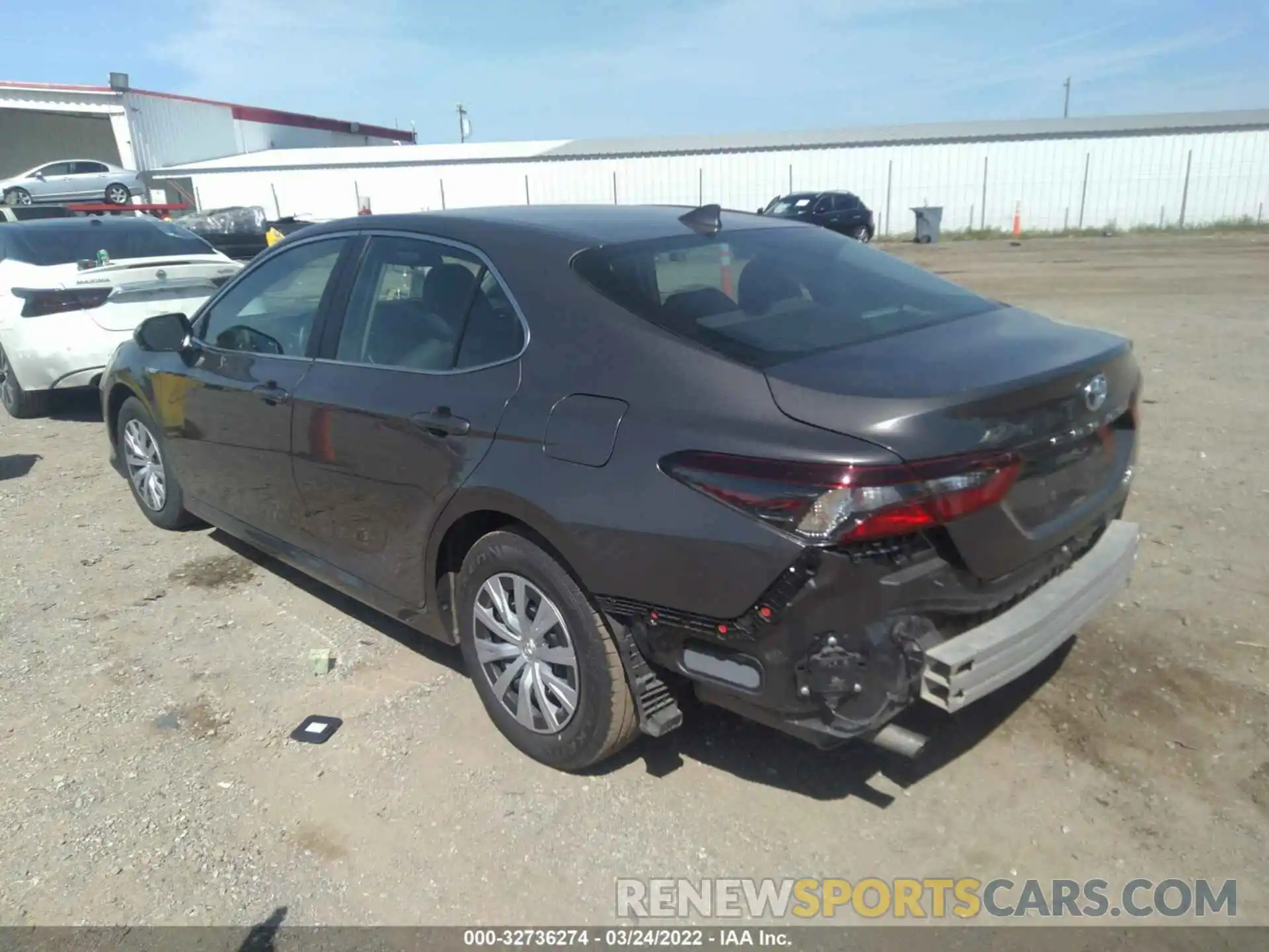 3 Photograph of a damaged car 4T1C31AK4MU546823 TOYOTA CAMRY 2021