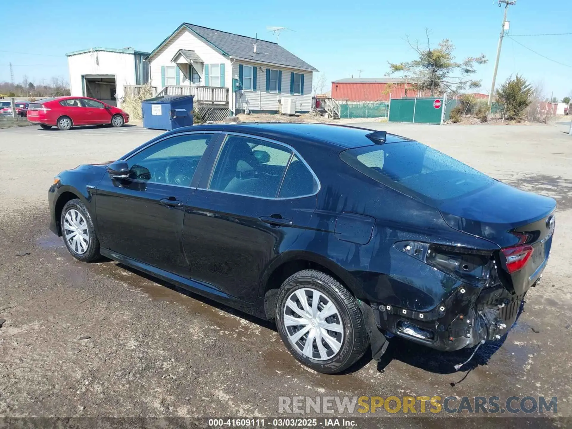 3 Photograph of a damaged car 4T1C31AK4MU553612 TOYOTA CAMRY 2021
