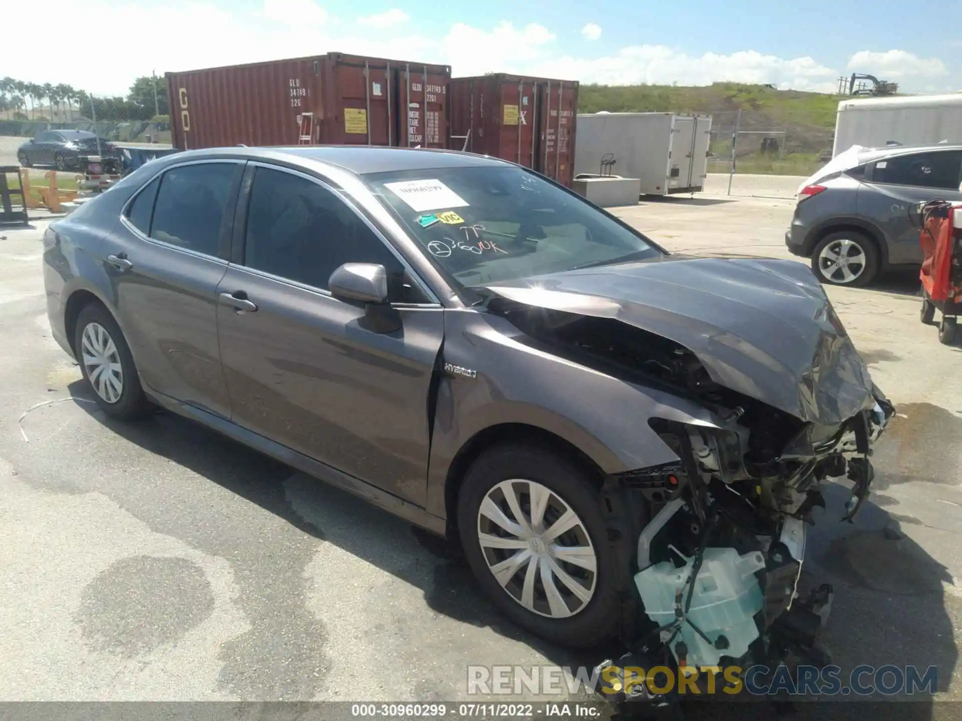 1 Photograph of a damaged car 4T1C31AK4MU561645 TOYOTA CAMRY 2021