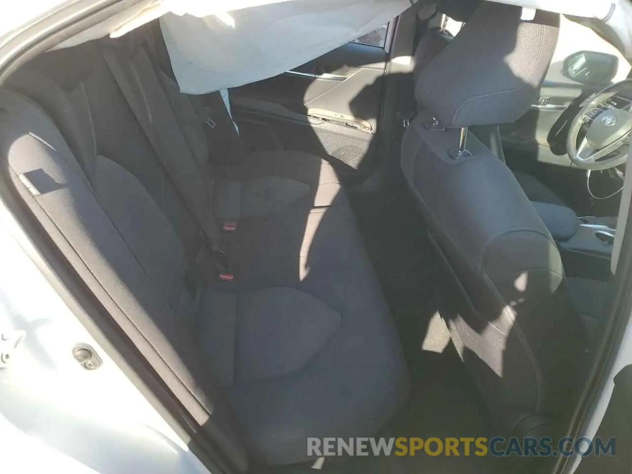 10 Photograph of a damaged car 4T1C31AK5MU022757 TOYOTA CAMRY 2021