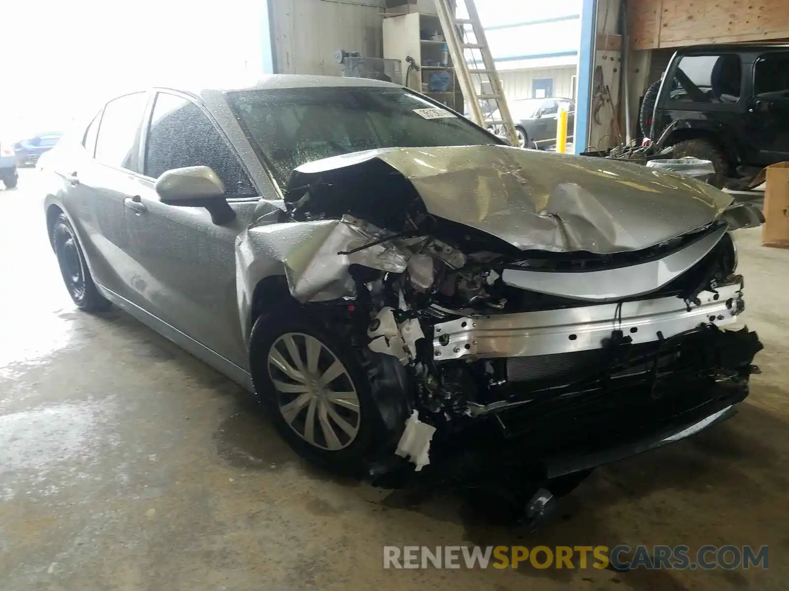 1 Photograph of a damaged car 4T1C31AK6MU021410 TOYOTA CAMRY 2021