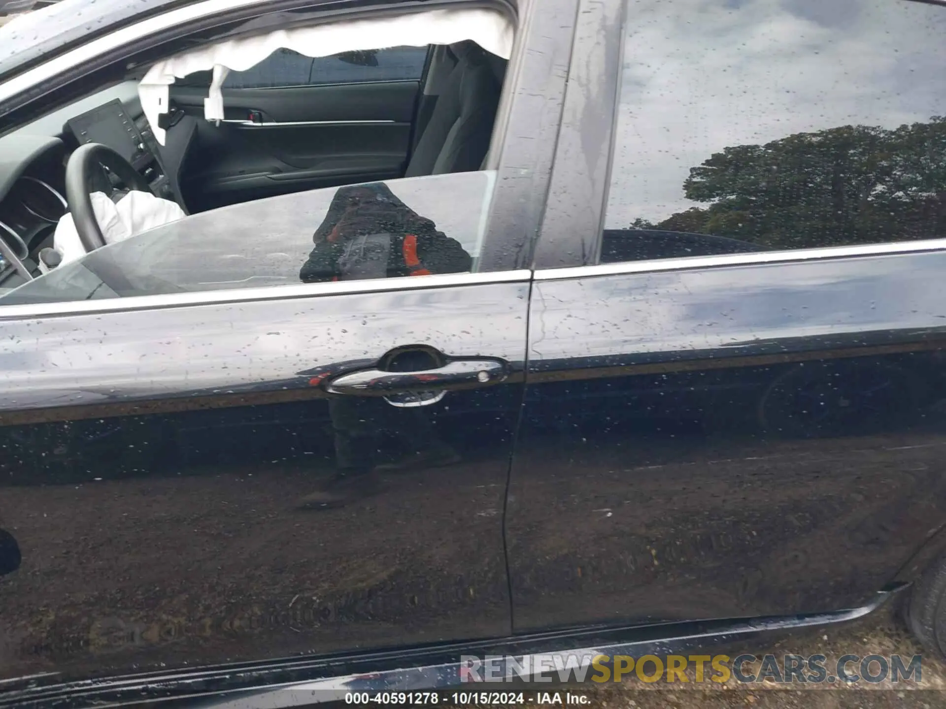 14 Photograph of a damaged car 4T1C31AK6MU552641 TOYOTA CAMRY 2021
