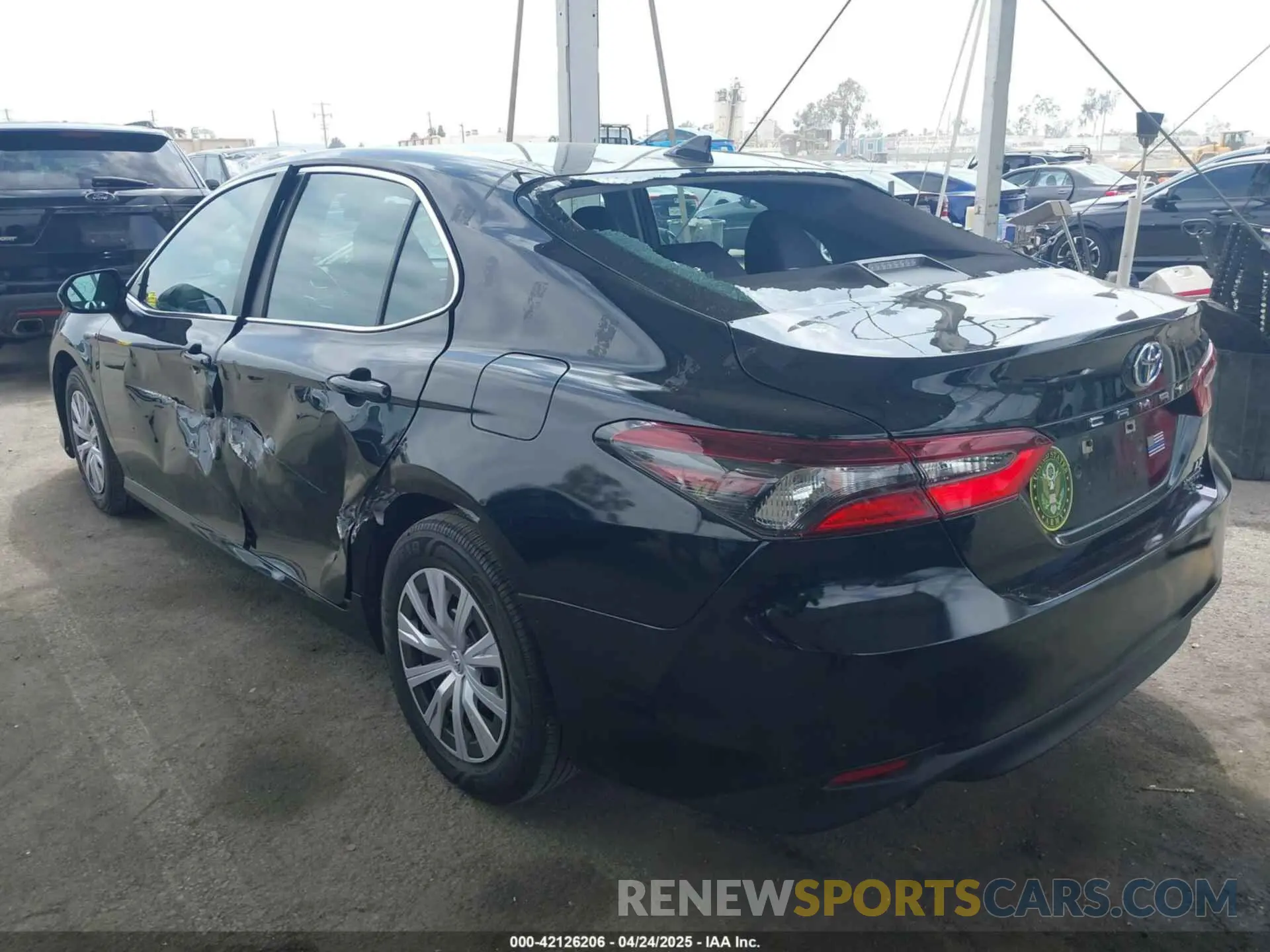 3 Photograph of a damaged car 4T1C31AK6MU553823 TOYOTA CAMRY 2021