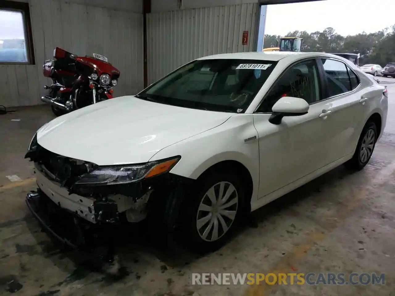 2 Photograph of a damaged car 4T1C31AK6MU555328 TOYOTA CAMRY 2021