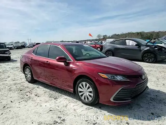 11 Photograph of a damaged car 4T1C31AK6MU559766 TOYOTA CAMRY 2021