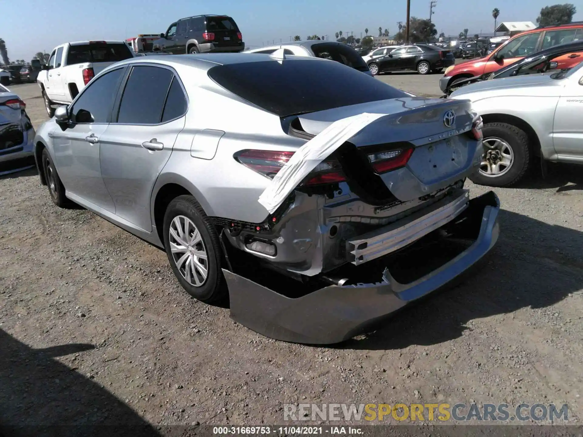 3 Photograph of a damaged car 4T1C31AK6MU566233 TOYOTA CAMRY 2021