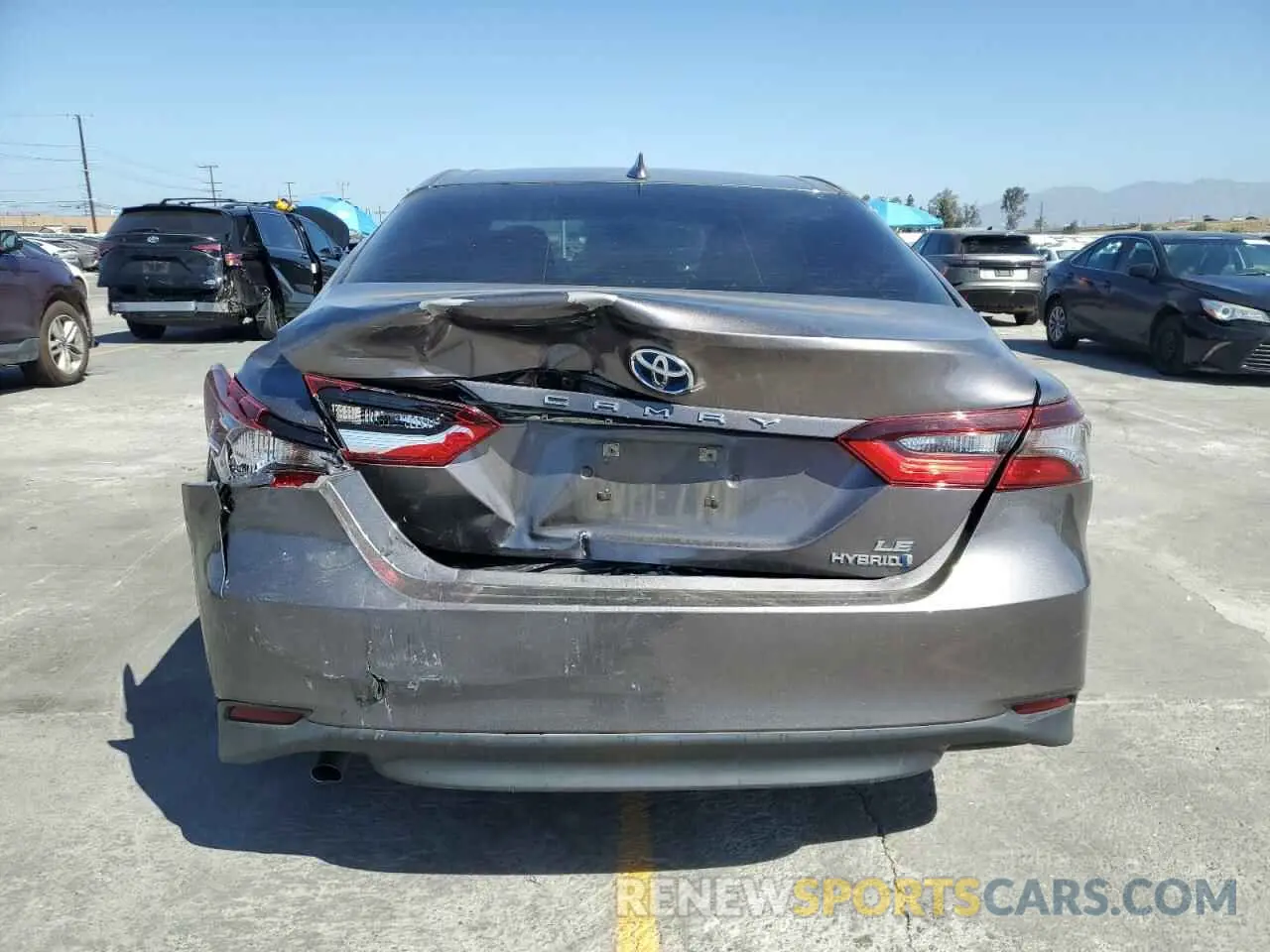 6 Photograph of a damaged car 4T1C31AK7MU023151 TOYOTA CAMRY 2021