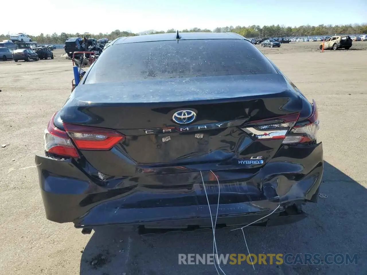6 Photograph of a damaged car 4T1C31AK7MU546556 TOYOTA CAMRY 2021