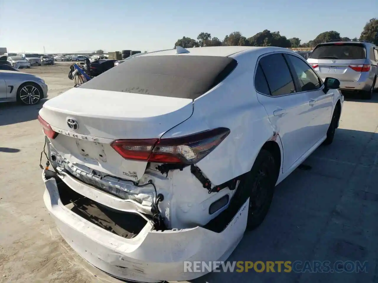 4 Photograph of a damaged car 4T1C31AK7MU546878 TOYOTA CAMRY 2021