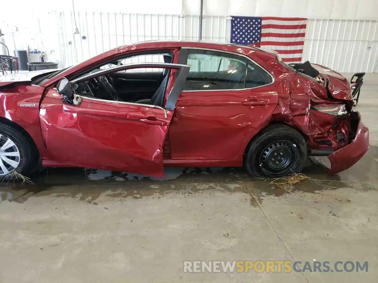 9 Photograph of a damaged car 4T1C31AK7MU551501 TOYOTA CAMRY 2021