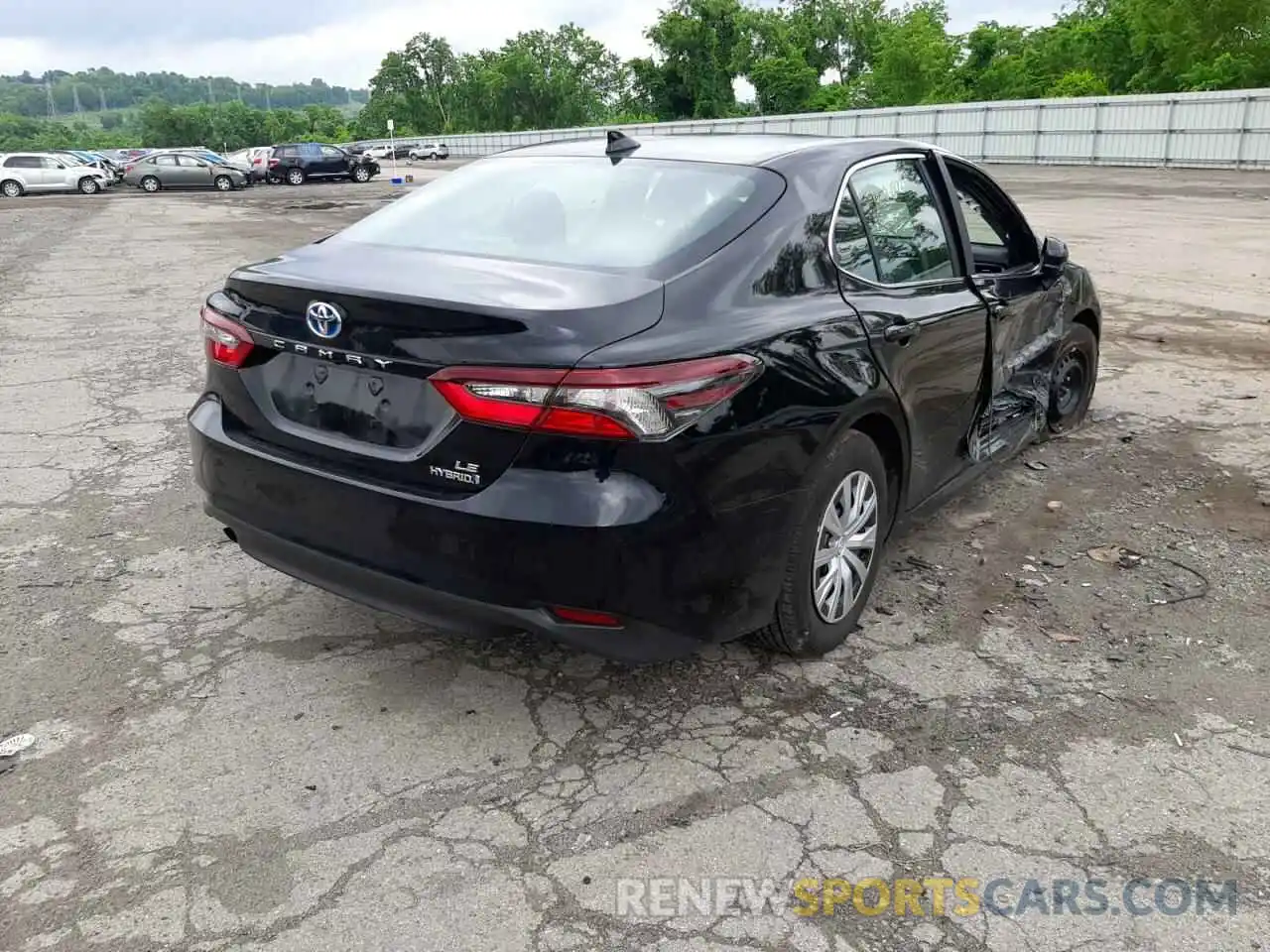 4 Photograph of a damaged car 4T1C31AK7MU561672 TOYOTA CAMRY 2021