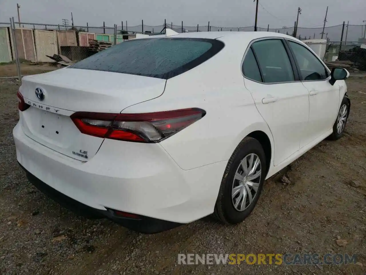 4 Photograph of a damaged car 4T1C31AK7MU561767 TOYOTA CAMRY 2021