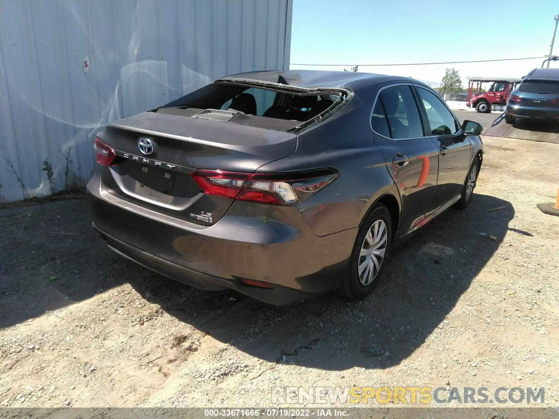 4 Photograph of a damaged car 4T1C31AK7MU562854 TOYOTA CAMRY 2021