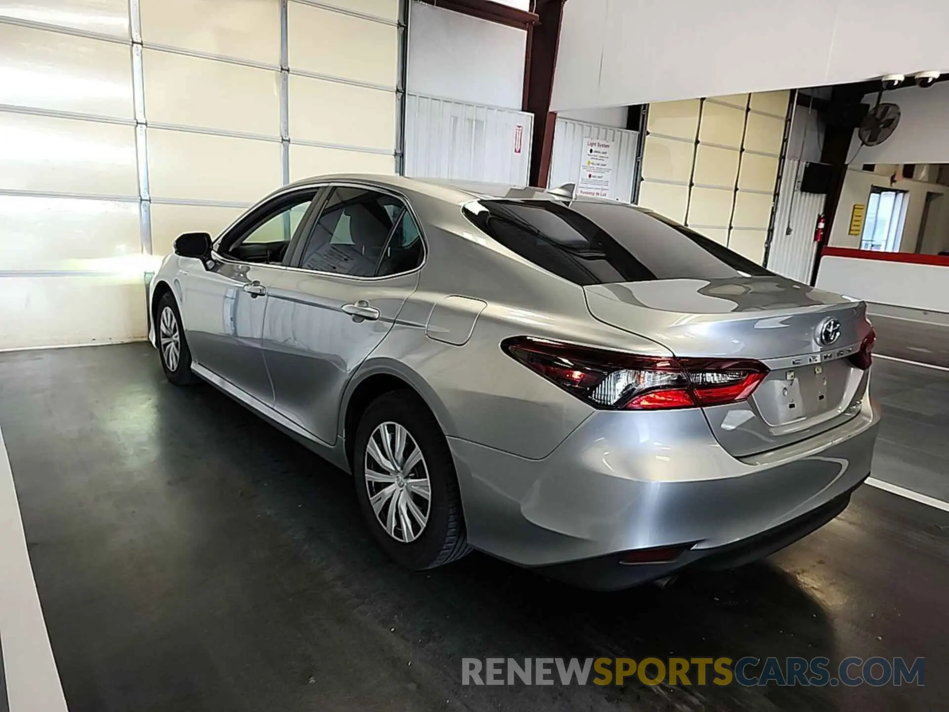 11 Photograph of a damaged car 4T1C31AK8MU551863 TOYOTA CAMRY 2021
