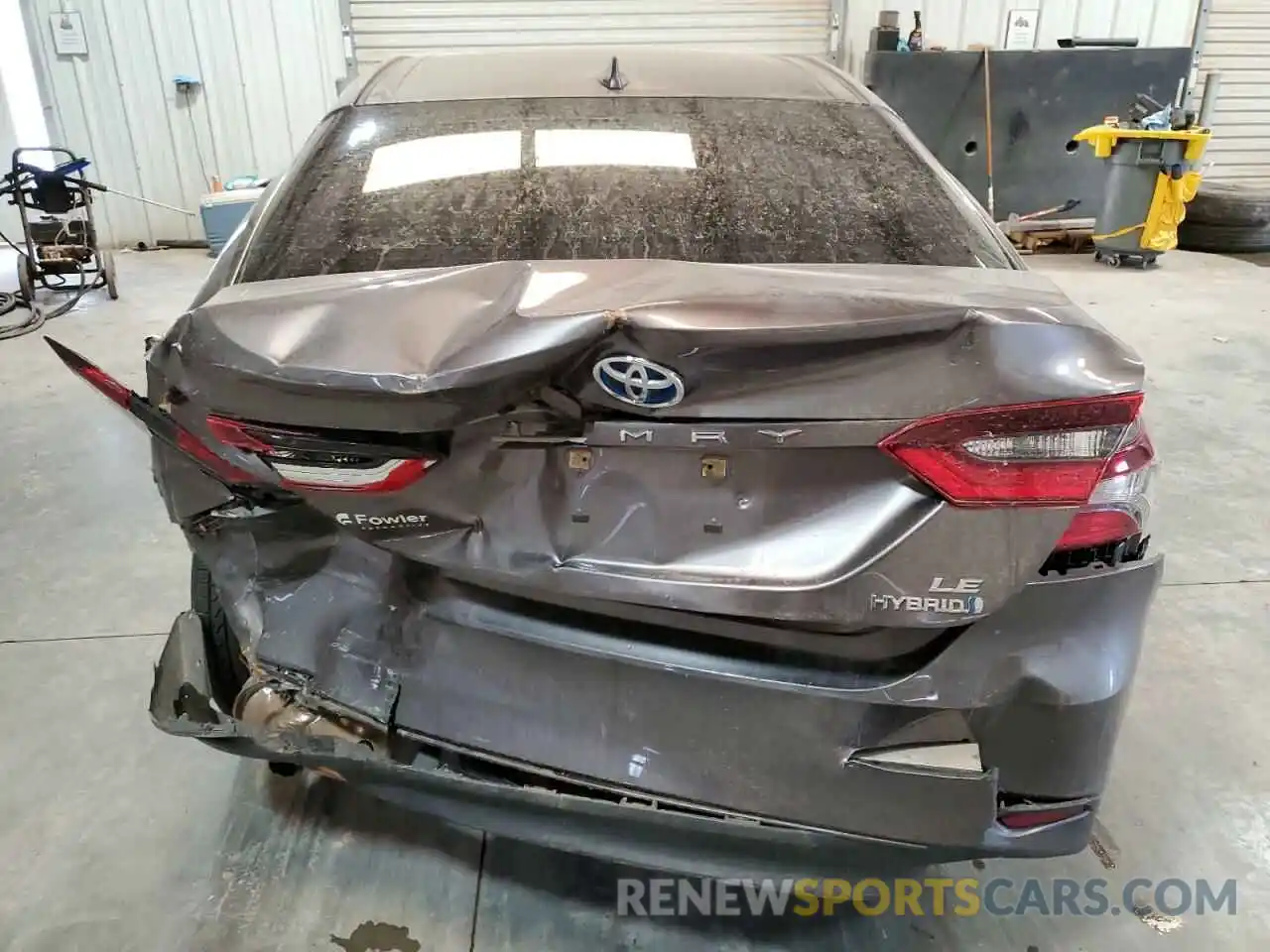 6 Photograph of a damaged car 4T1C31AK9MU022910 TOYOTA CAMRY 2021