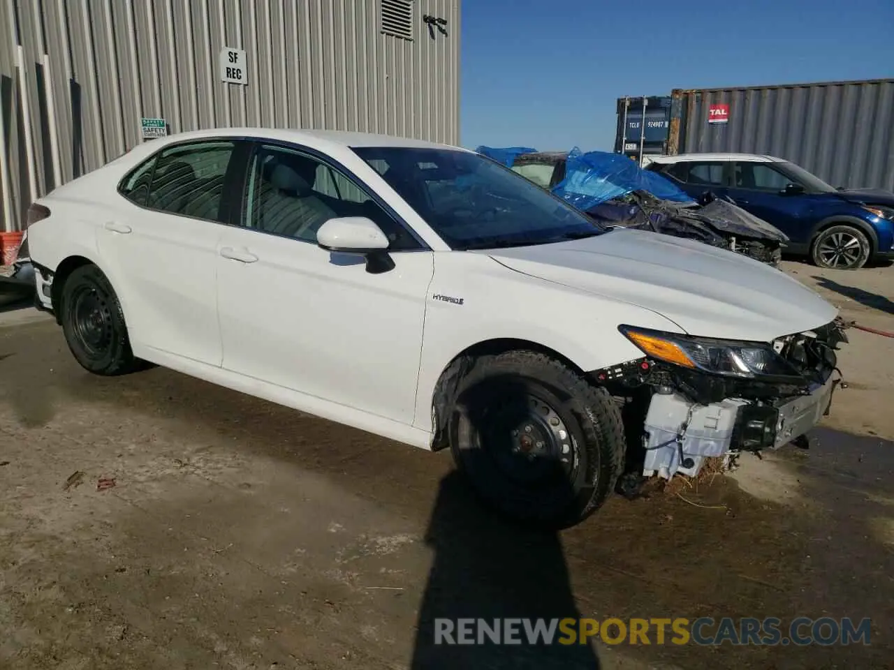 4 Photograph of a damaged car 4T1C31AK9MU557123 TOYOTA CAMRY 2021