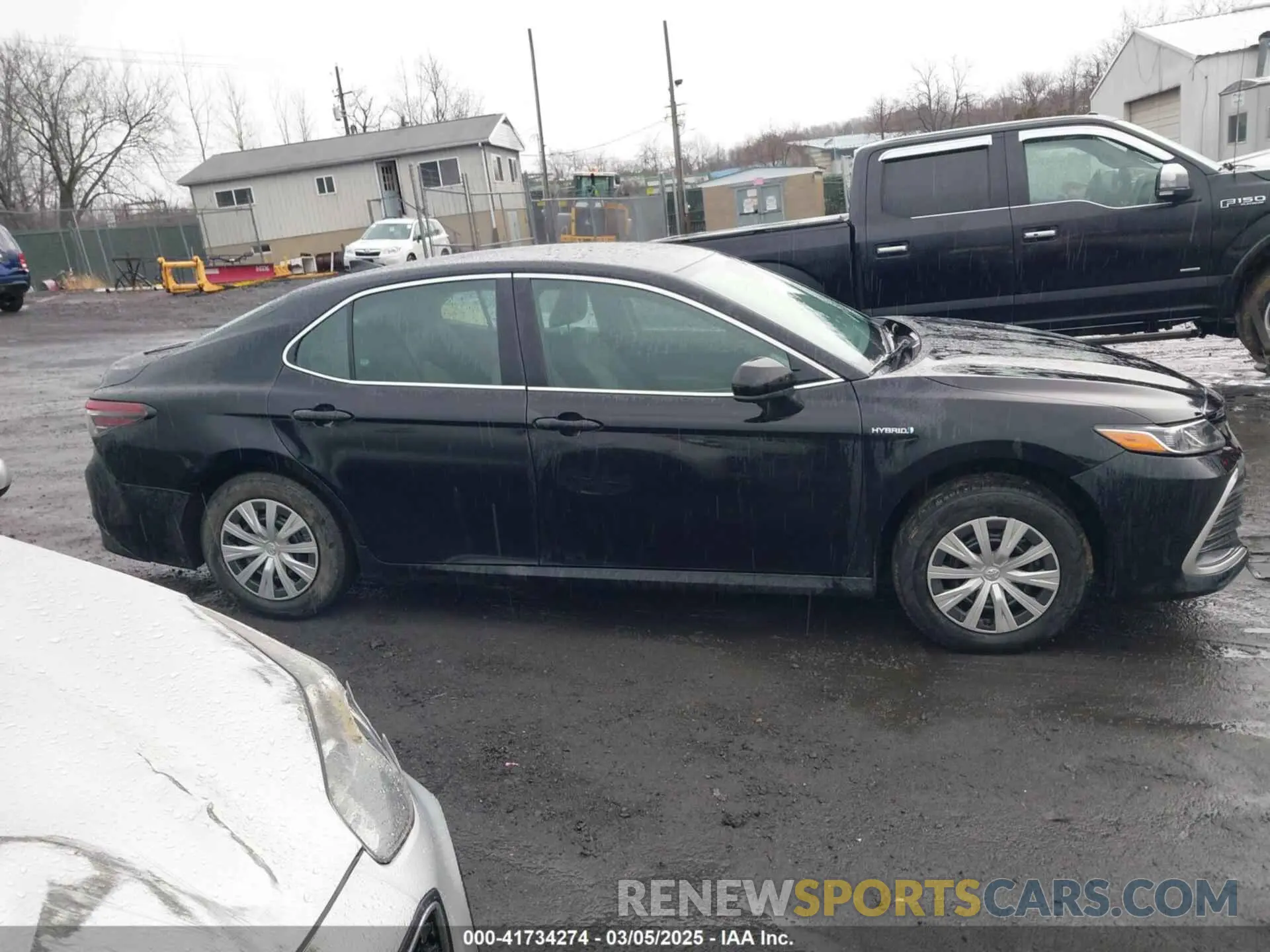 13 Photograph of a damaged car 4T1C31AK9MU566159 TOYOTA CAMRY 2021