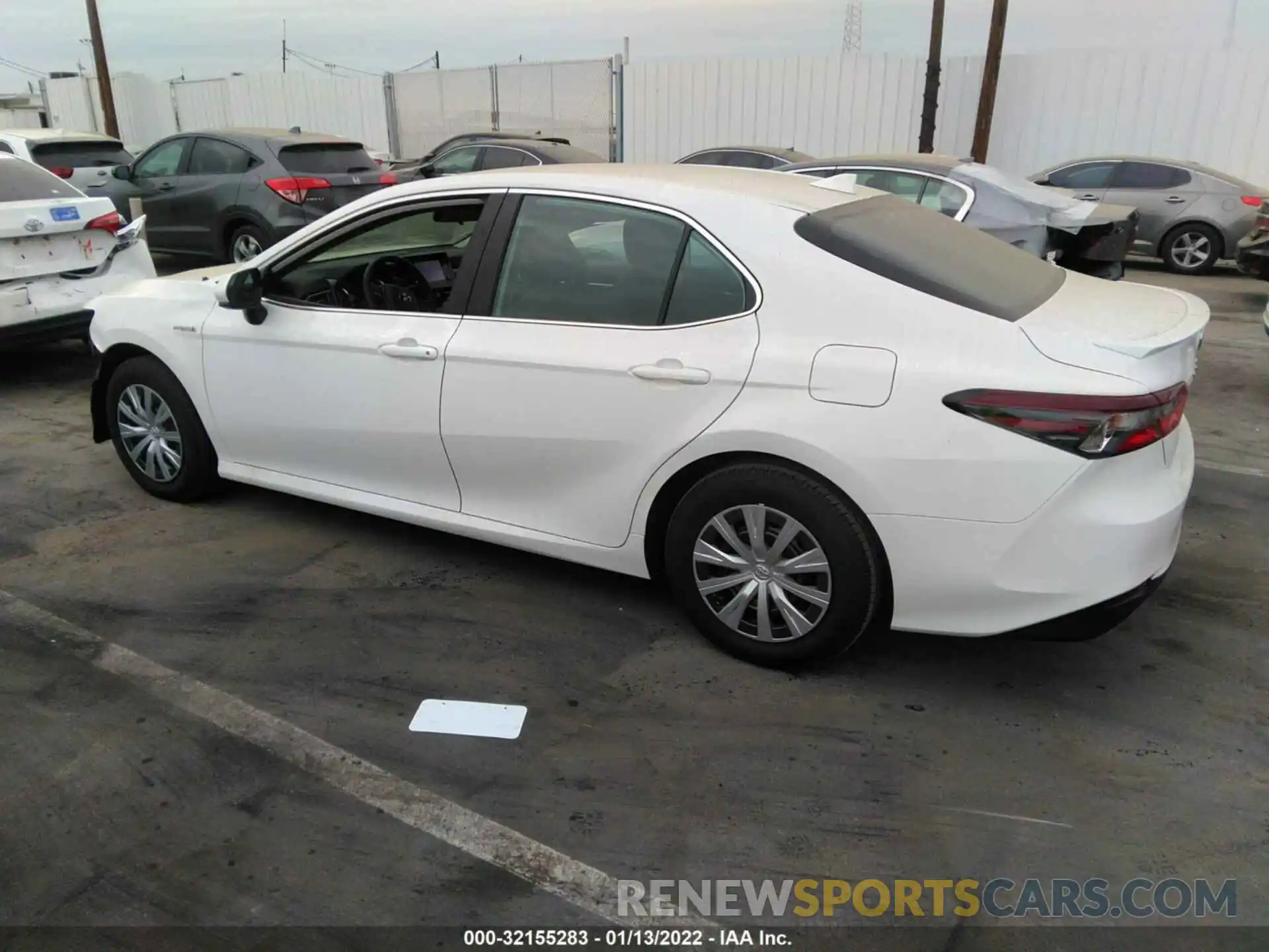 3 Photograph of a damaged car 4T1C31AKXMU026917 TOYOTA CAMRY 2021