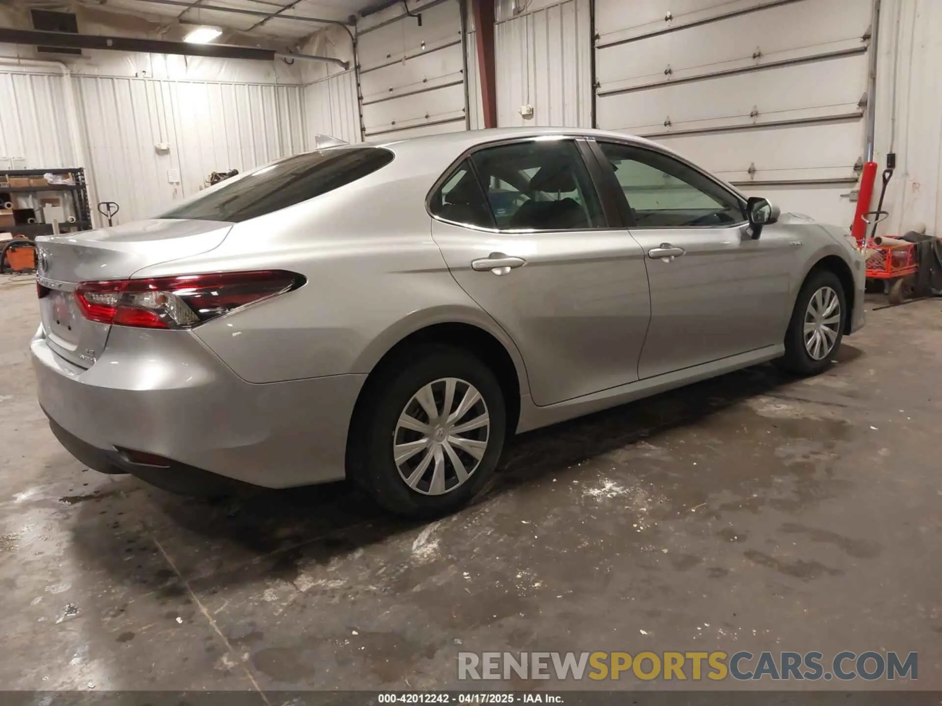 4 Photograph of a damaged car 4T1C31AKXMU027792 TOYOTA CAMRY 2021