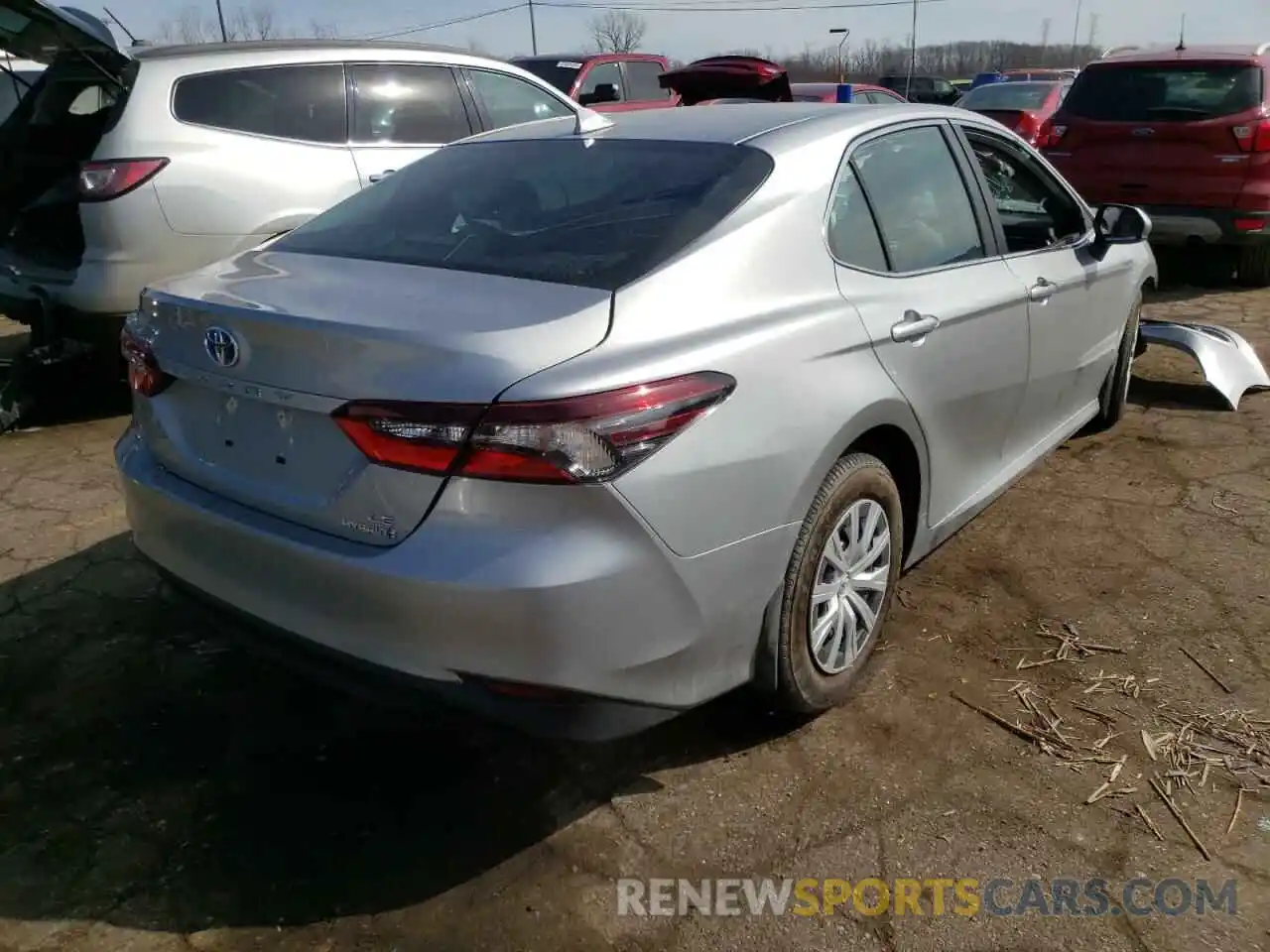 4 Photograph of a damaged car 4T1C31AKXMU027923 TOYOTA CAMRY 2021