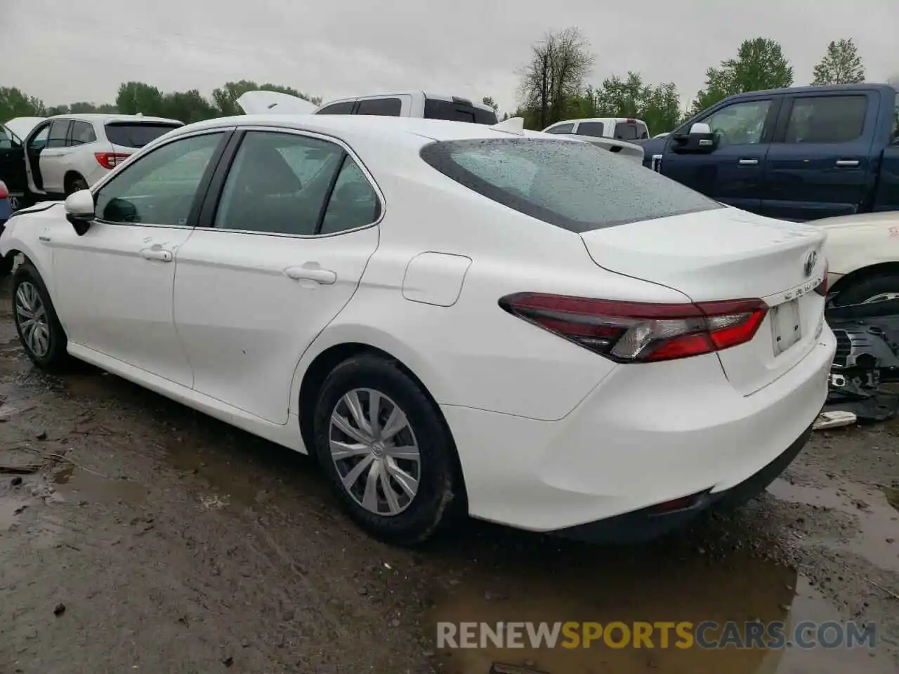 3 Photograph of a damaged car 4T1C31AKXMU554117 TOYOTA CAMRY 2021