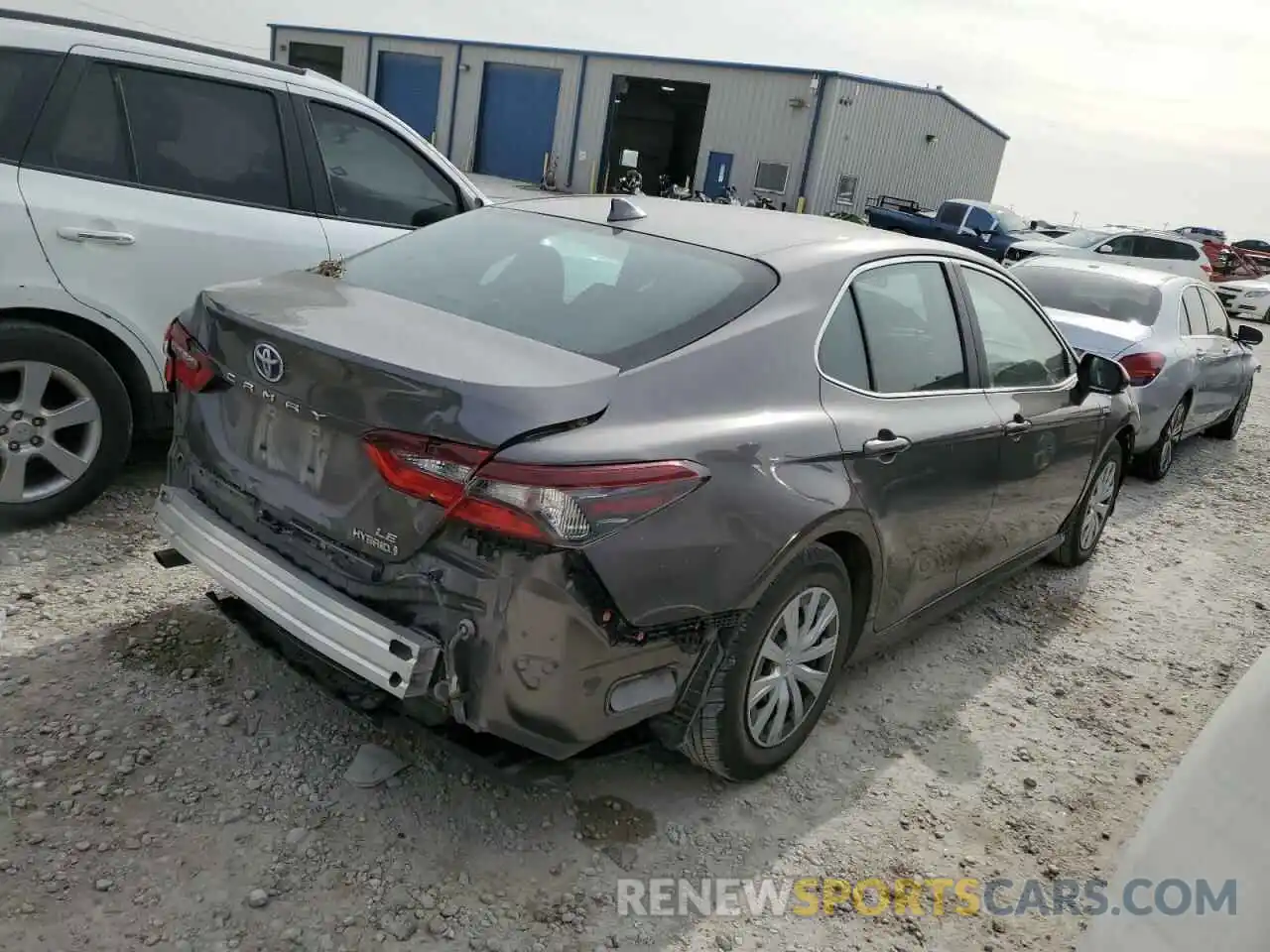 3 Photograph of a damaged car 4T1C31AKXMU554330 TOYOTA CAMRY 2021