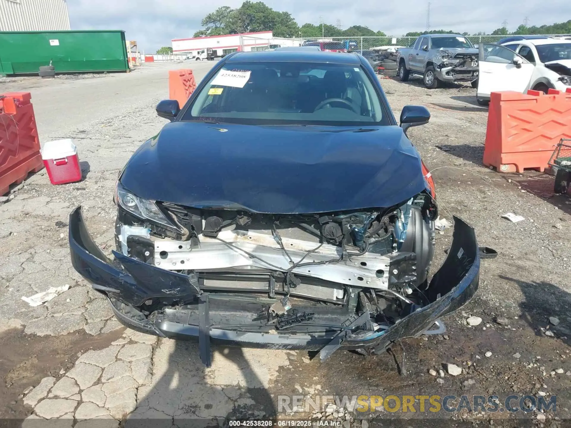 6 Photograph of a damaged car 4T1C31AKXMU561164 TOYOTA CAMRY 2021