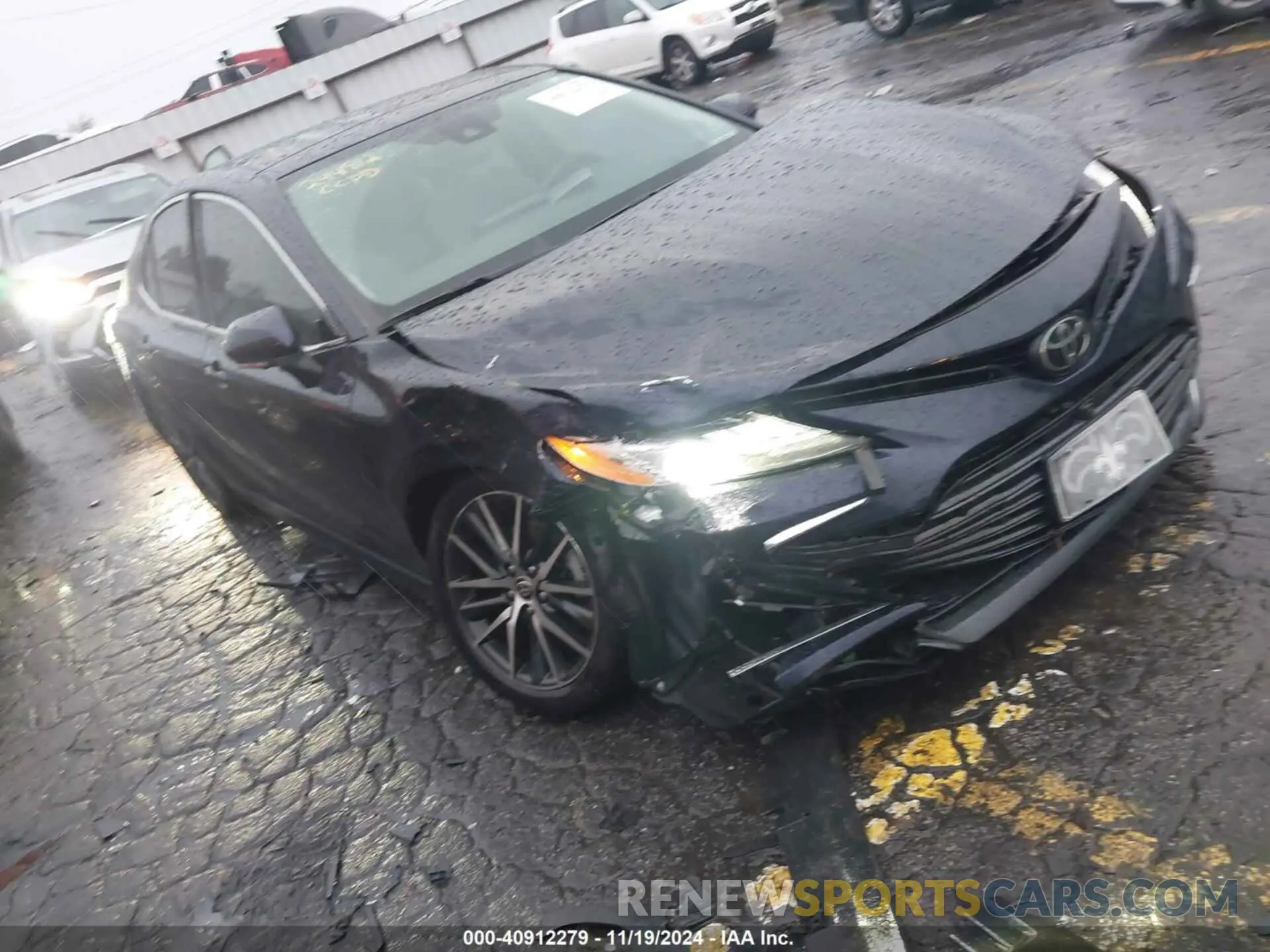 1 Photograph of a damaged car 4T1F11AK0MU599621 TOYOTA CAMRY 2021