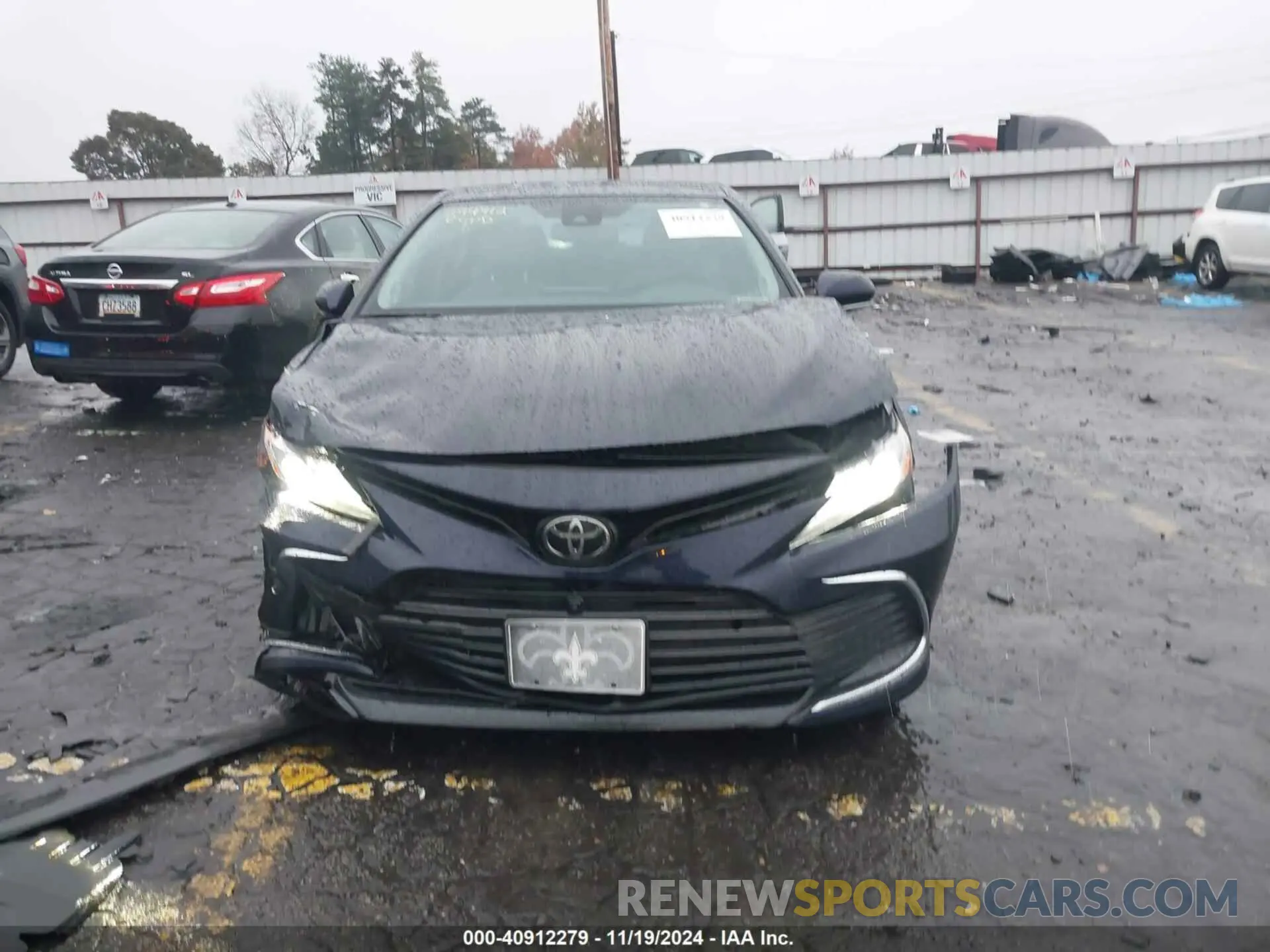 12 Photograph of a damaged car 4T1F11AK0MU599621 TOYOTA CAMRY 2021