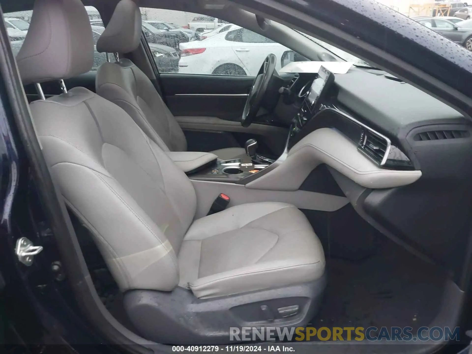 5 Photograph of a damaged car 4T1F11AK0MU599621 TOYOTA CAMRY 2021