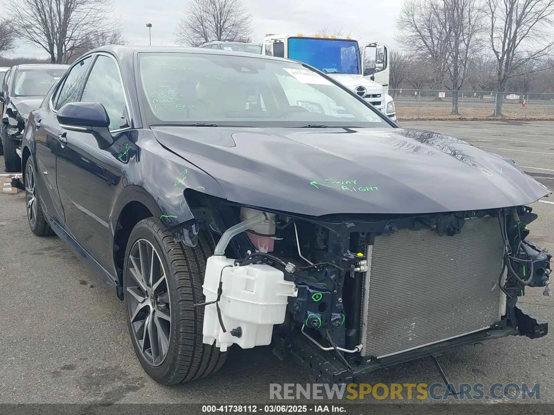 1 Photograph of a damaged car 4T1F11AK1MU610318 TOYOTA CAMRY 2021