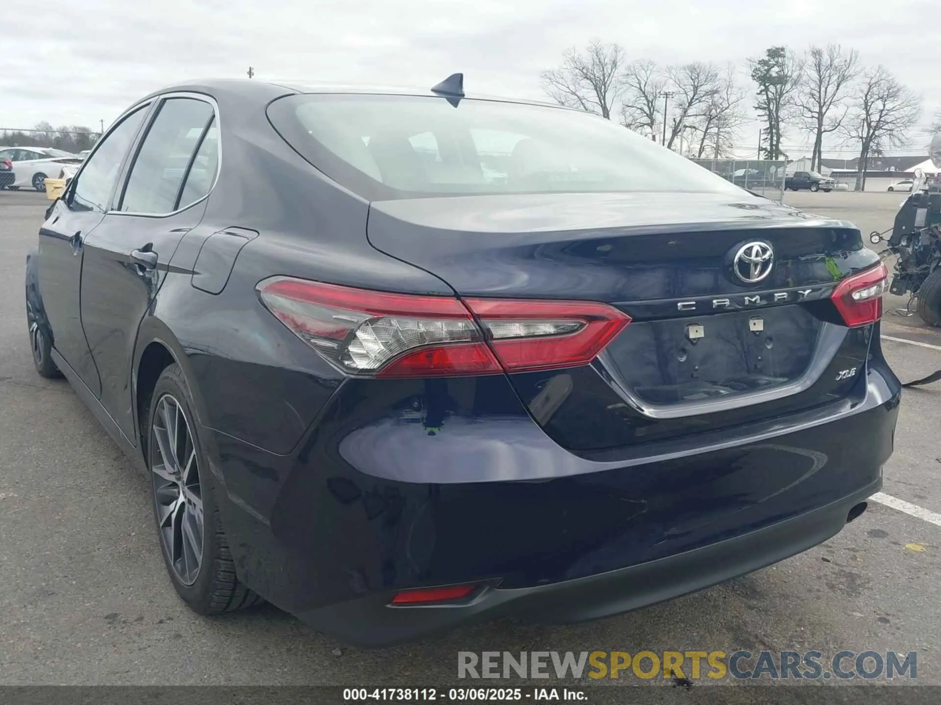 3 Photograph of a damaged car 4T1F11AK1MU610318 TOYOTA CAMRY 2021