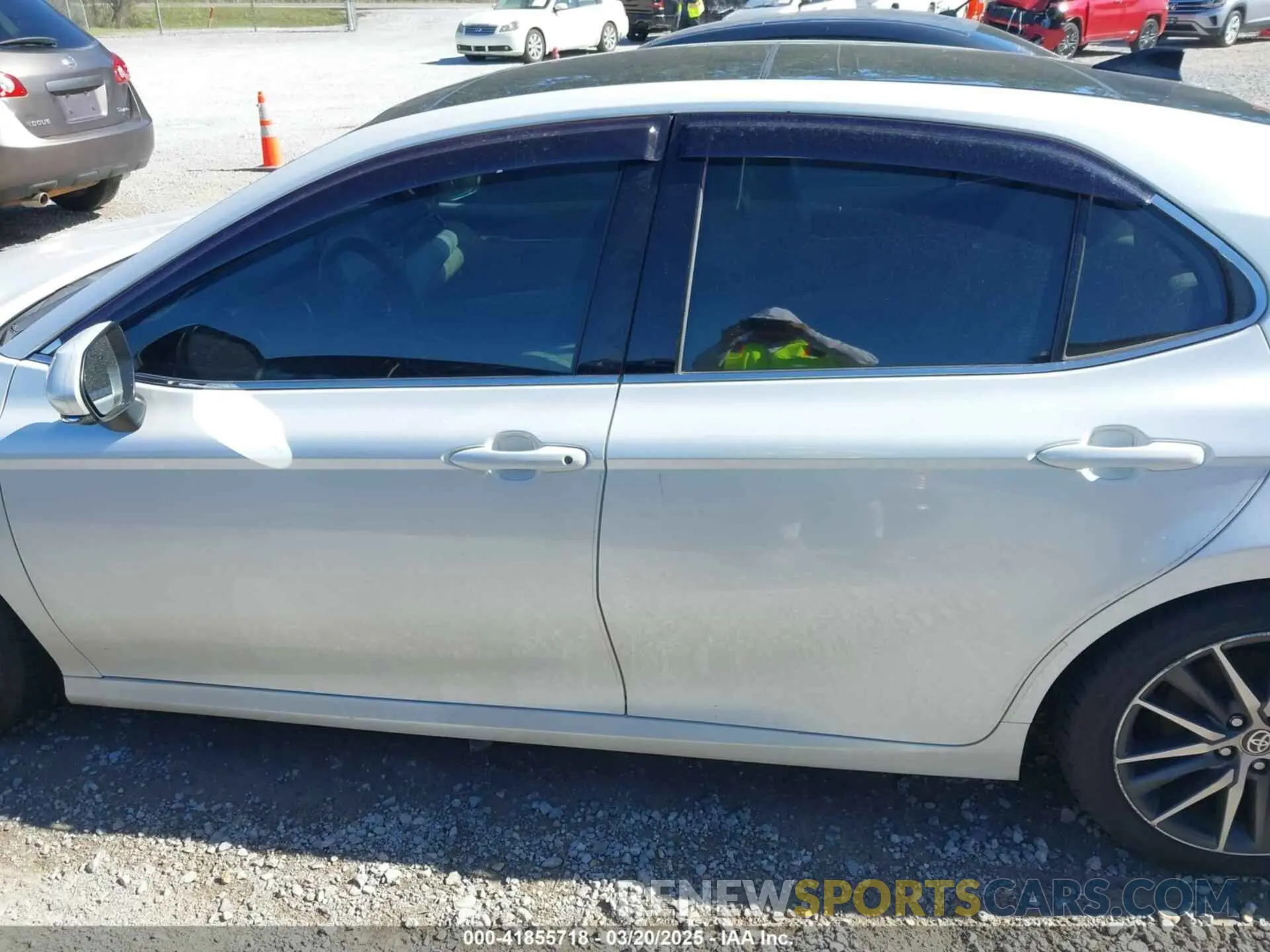 13 Photograph of a damaged car 4T1F11AK4MU534111 TOYOTA CAMRY 2021