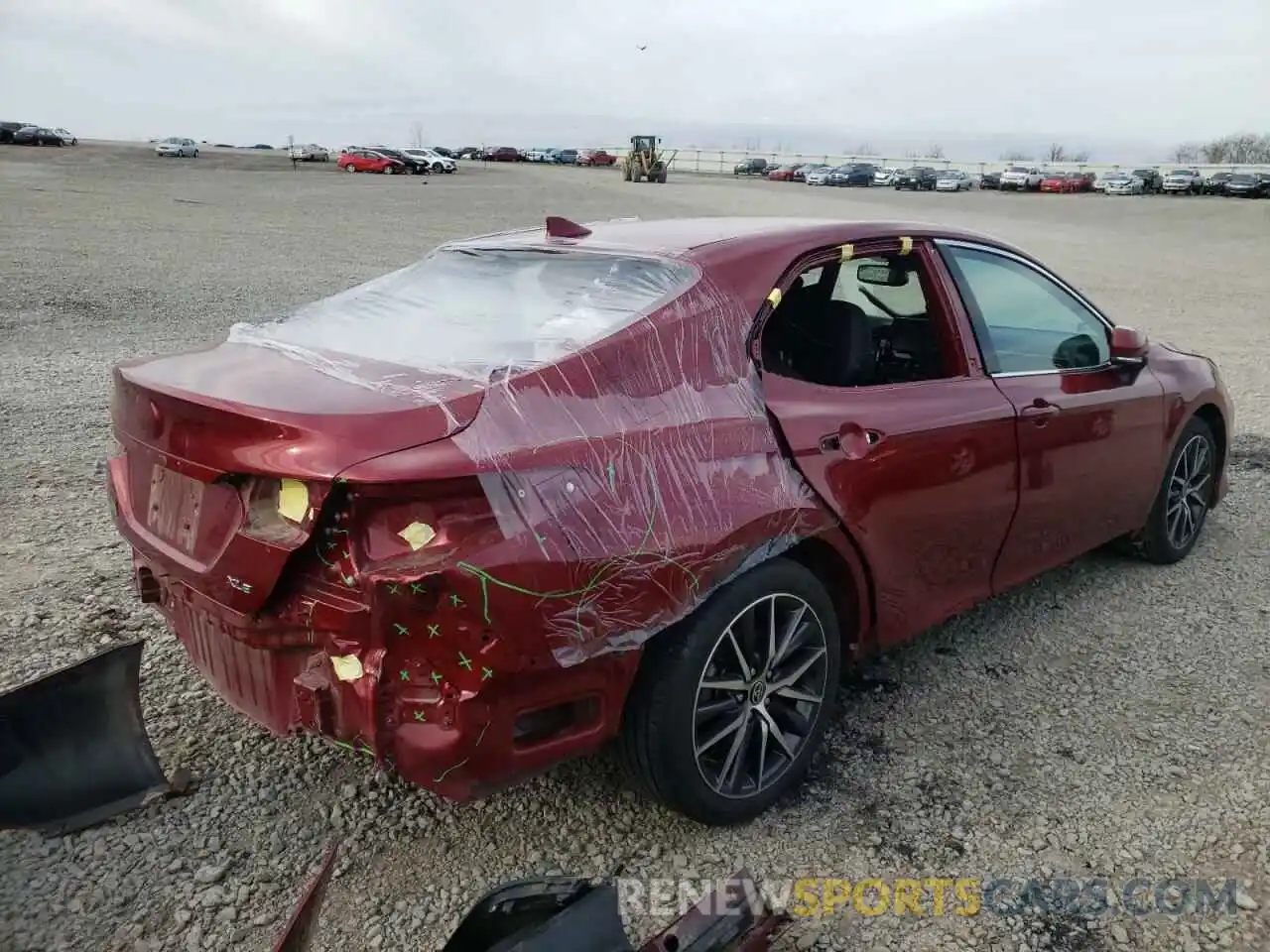 4 Photograph of a damaged car 4T1F11AK5MU534375 TOYOTA CAMRY 2021