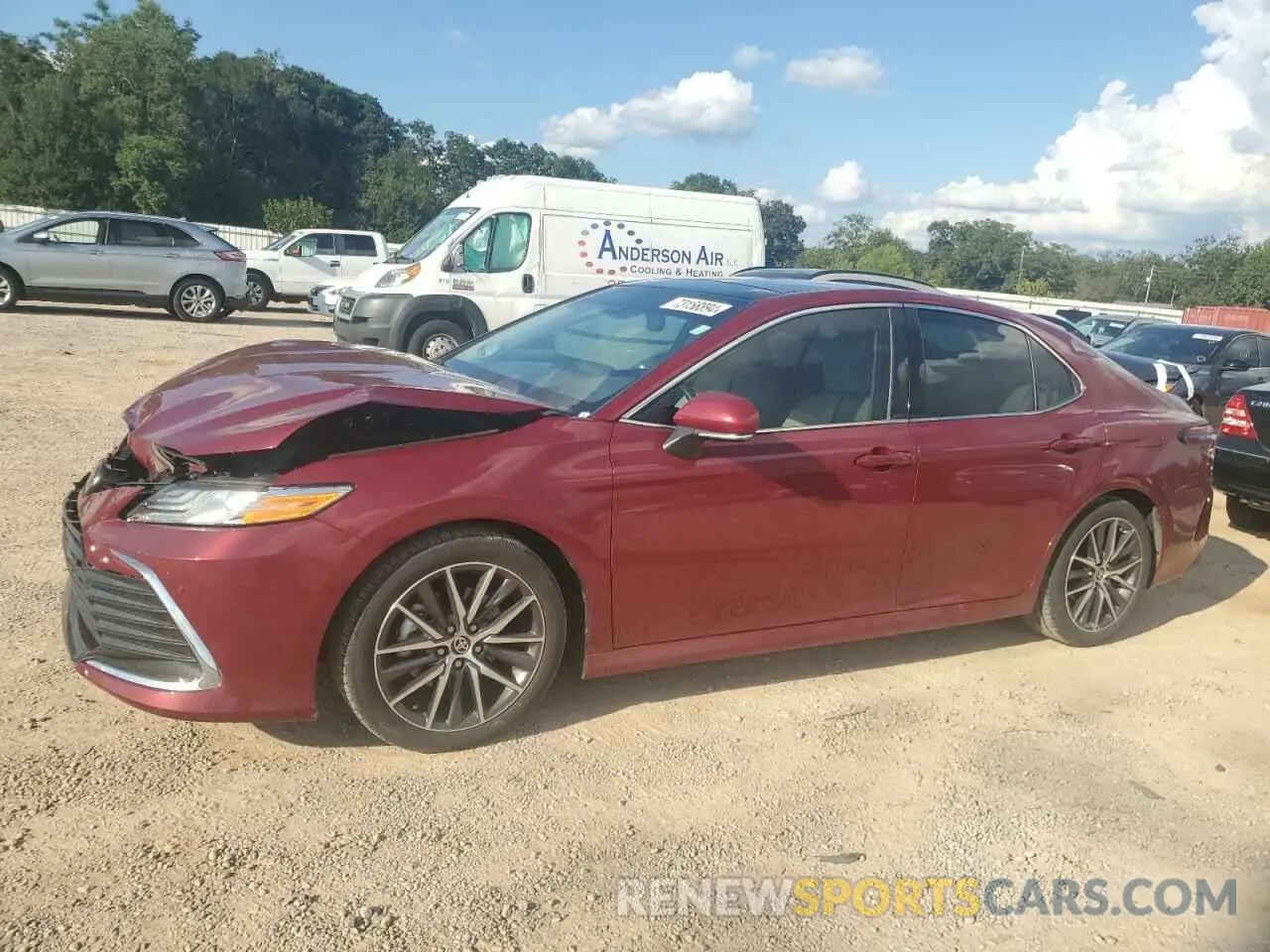 1 Photograph of a damaged car 4T1F11AK5MU548082 TOYOTA CAMRY 2021
