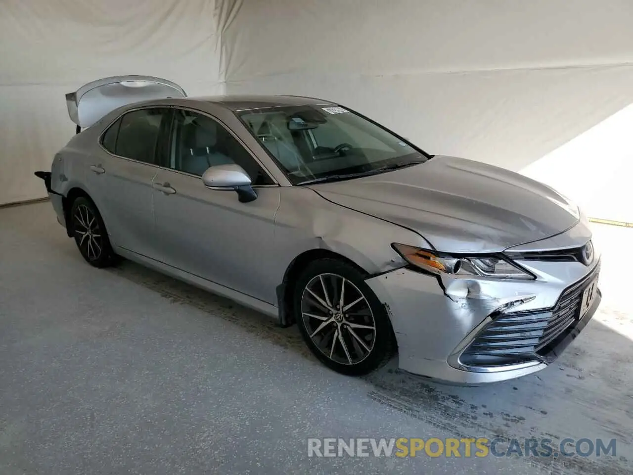 4 Photograph of a damaged car 4T1F11AK5MU567280 TOYOTA CAMRY 2021