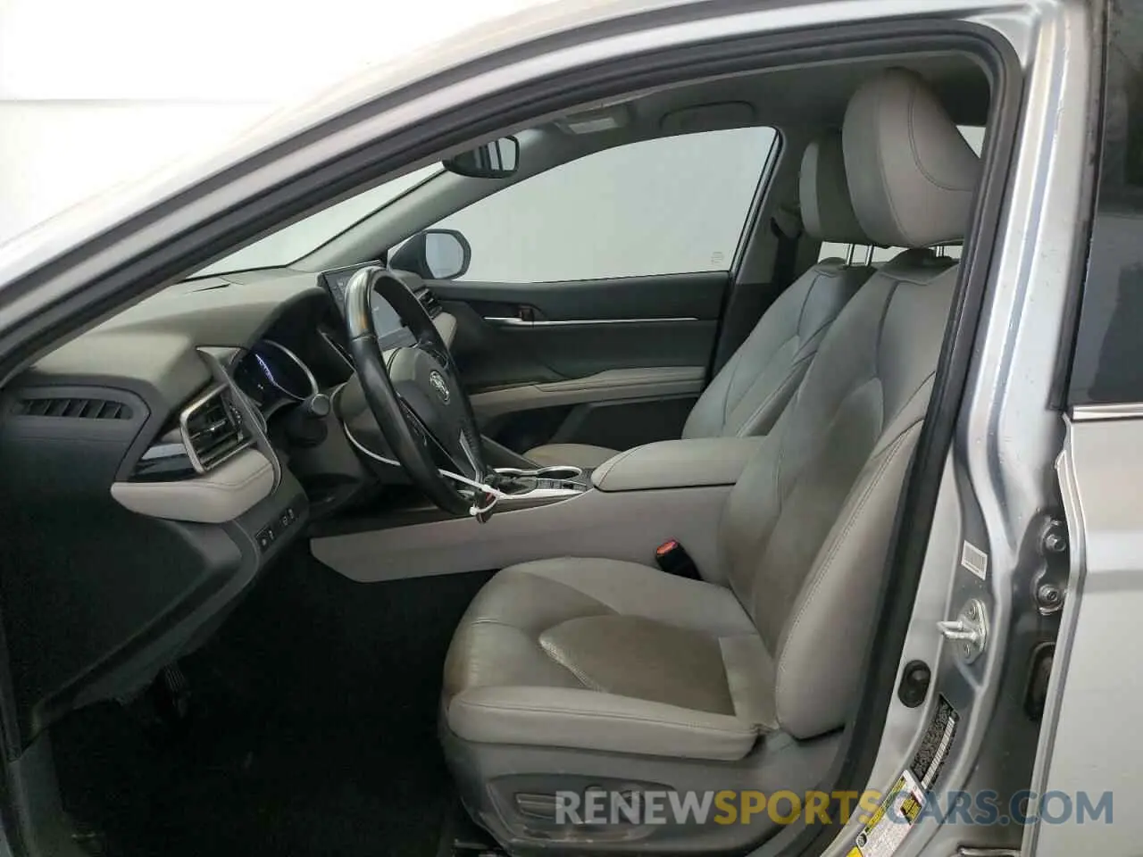7 Photograph of a damaged car 4T1F11AK5MU567280 TOYOTA CAMRY 2021