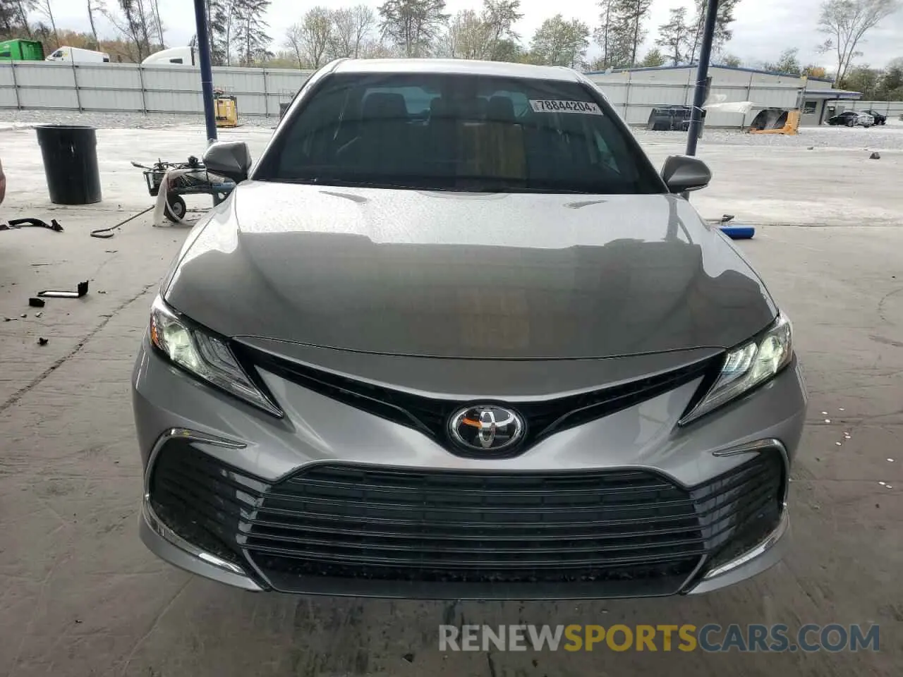 5 Photograph of a damaged car 4T1F11AK6MU427352 TOYOTA CAMRY 2021