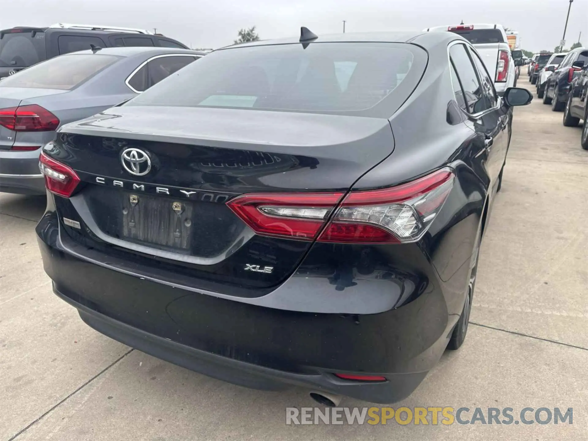 8 Photograph of a damaged car 4T1F11AK6MU434527 TOYOTA CAMRY 2021