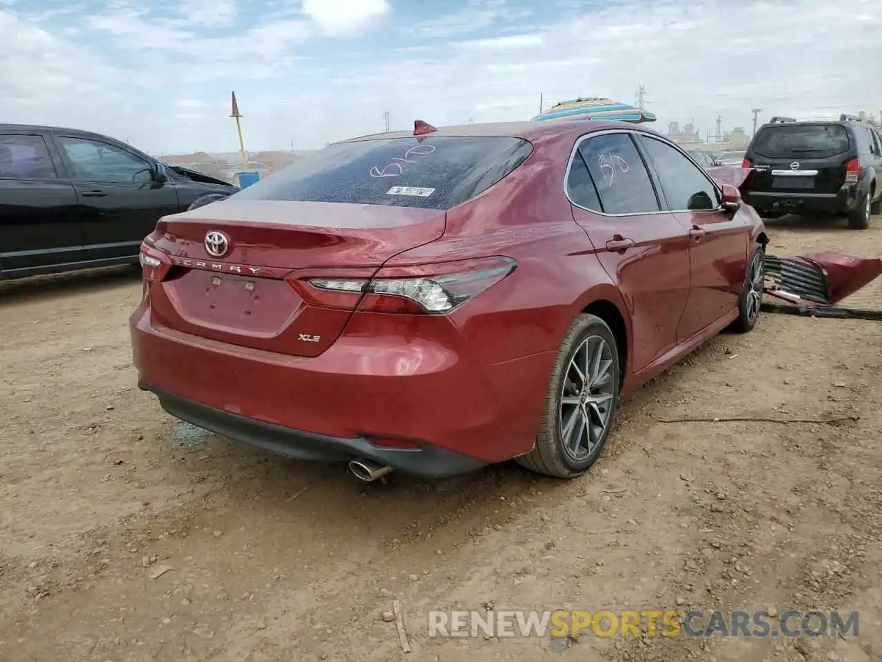 4 Photograph of a damaged car 4T1F11AK7MU408079 TOYOTA CAMRY 2021