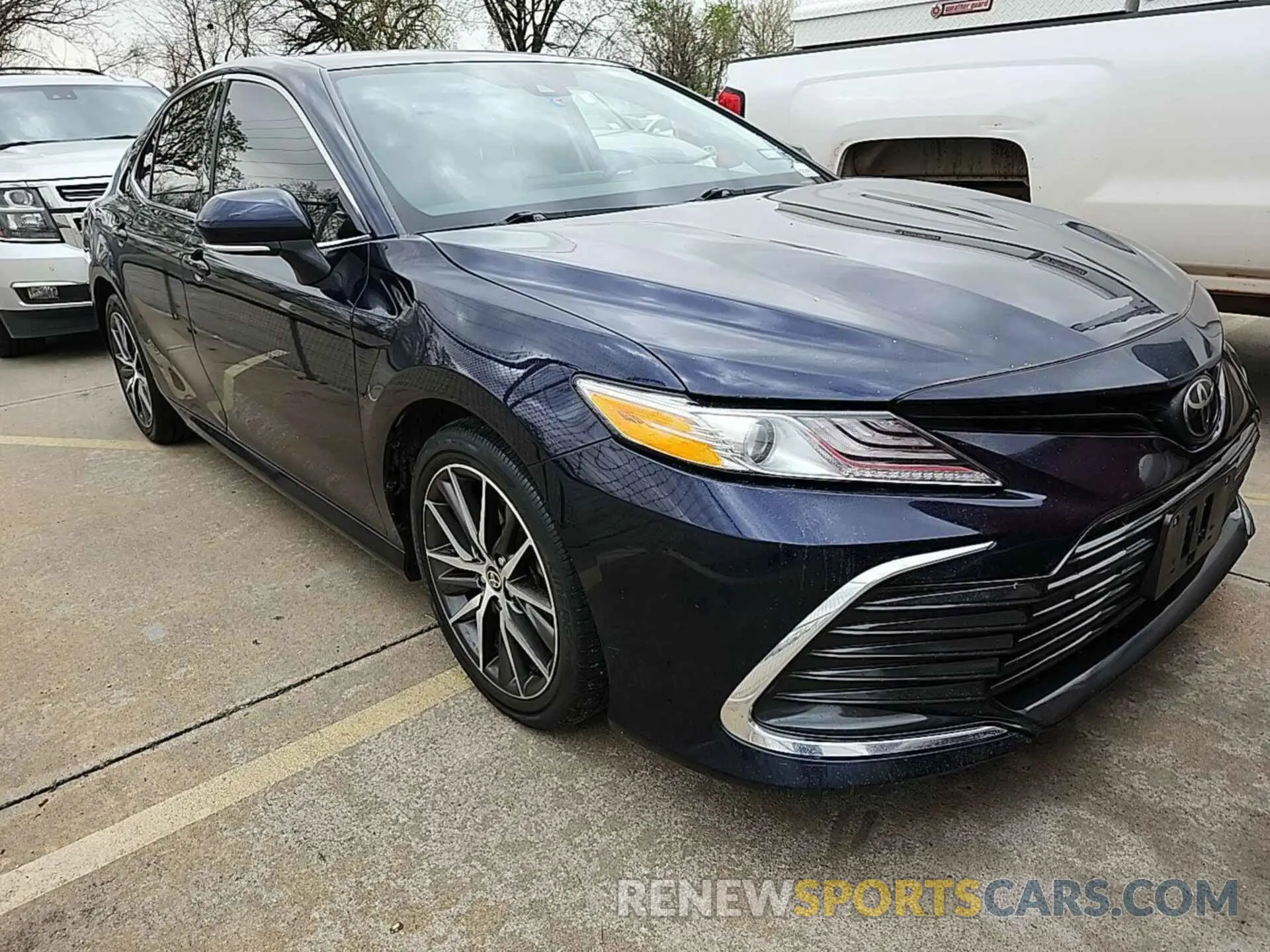 22 Photograph of a damaged car 4T1F11AK7MU435735 TOYOTA CAMRY 2021