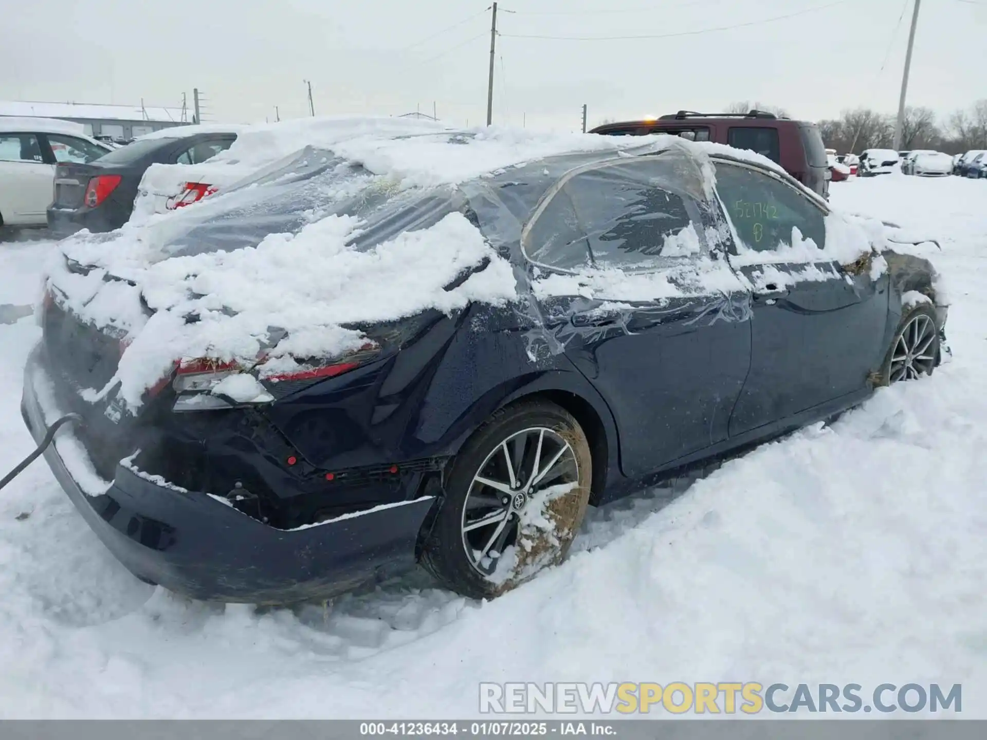 4 Photograph of a damaged car 4T1F11AK7MU521742 TOYOTA CAMRY 2021