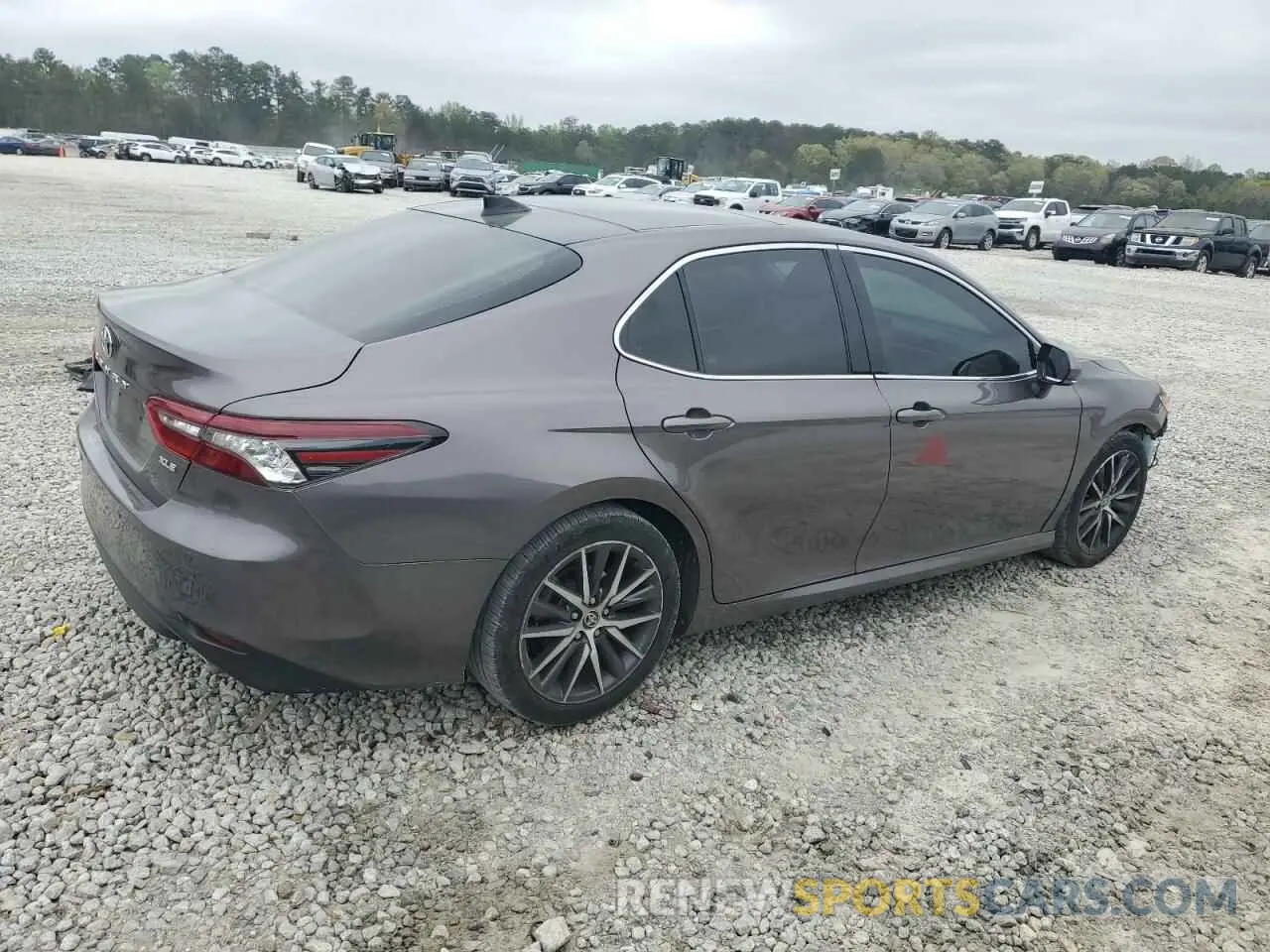 3 Photograph of a damaged car 4T1F11AK9MU605688 TOYOTA CAMRY 2021